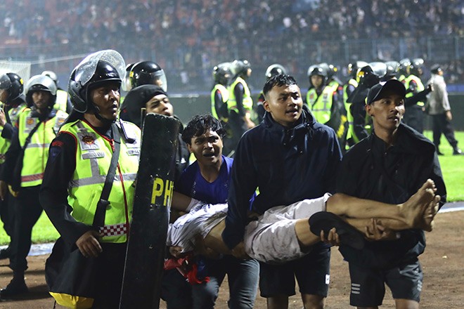 PSSI Sends Condolences After Another Fan Dies in Football Violence