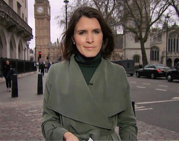 how old is molly hunter